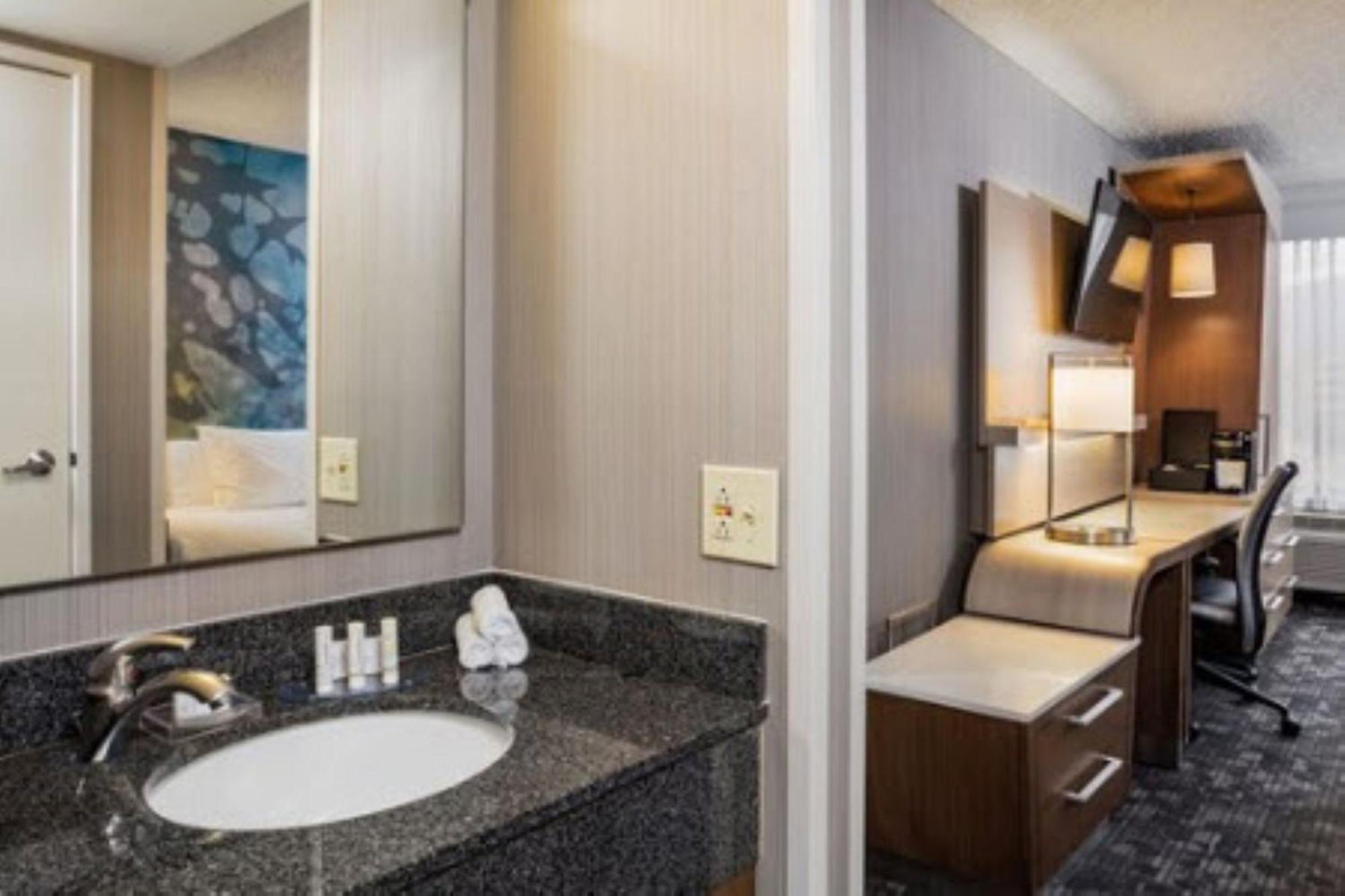 Courtyard By Marriott Riverside Ucr/Moreno Valley Area Luaran gambar